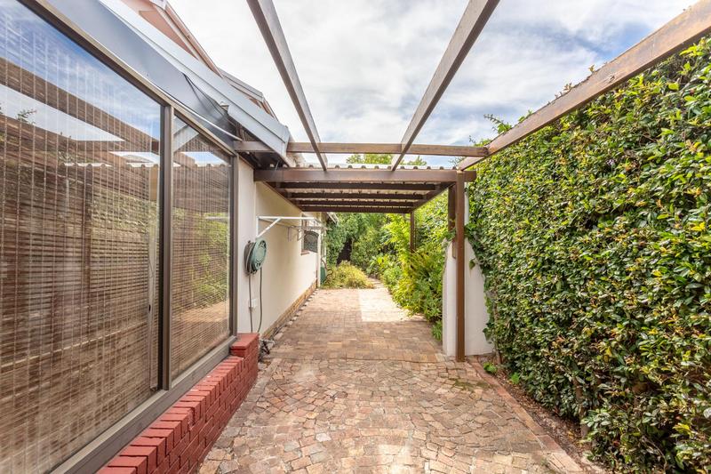 5 Bedroom Property for Sale in Pinelands Western Cape